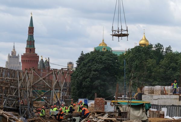 Construction of Zaryadye Theme Park in Moscow Construction of Zaryadye Theme Park in Moscow - Sputnik International