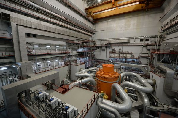 The central hall of the fourth generating unit with a BN-800 nuclear reactor at the Beloyarskaya Nuclear Power Plant in Zarechny, Sverdlovsk Region The central hall of the fourth generating unit with a BN-800 nuclear reactor at the Beloyarskaya Nuclear Power Plant in Zarechny, Sverdlovsk Region - Sputnik International