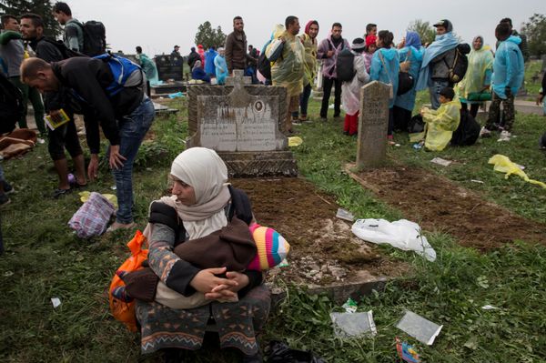 Balkan Route One Year On: ‘Miraculous Escape’ of Refugees (PHOTOS) - Sputnik International