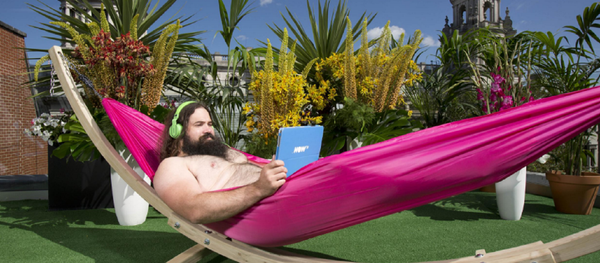 In the Buff: London’s First Nudist Bar Terrace Opens In the Buff: London’s First Nudist Bar Terrace Opens - Sputnik International