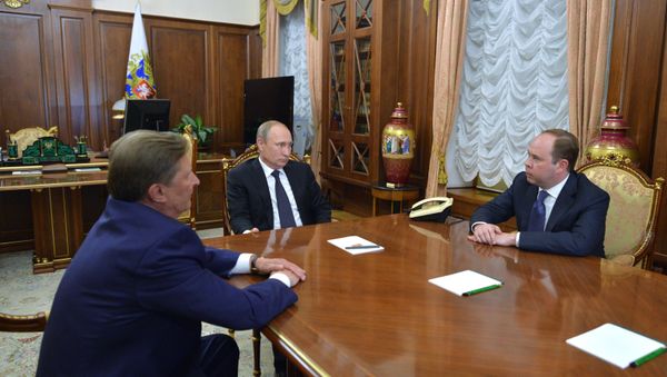 President Vladimir Putin meets with Sergei Ivanov and Anton Vaino President Vladimir Putin meets with Sergei Ivanov and Anton Vaino - Sputnik International