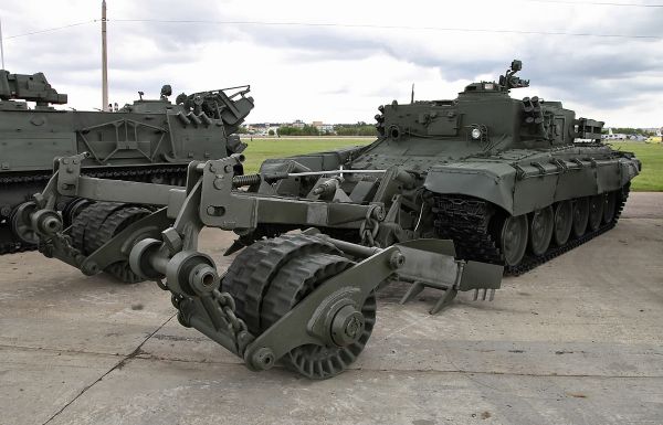 Armored mine-clearing vehicle BMR-3M Armored mine-clearing vehicle BMR-3M - Sputnik International