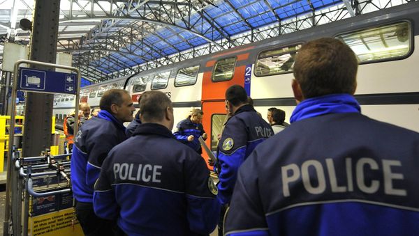 Policemen stand on a platform. Switzerland (File) - Sputnik International
