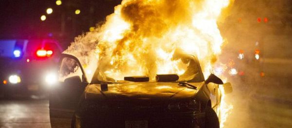 Riots Break Out in Milwaukee on Saturday August 13 - Sputnik International