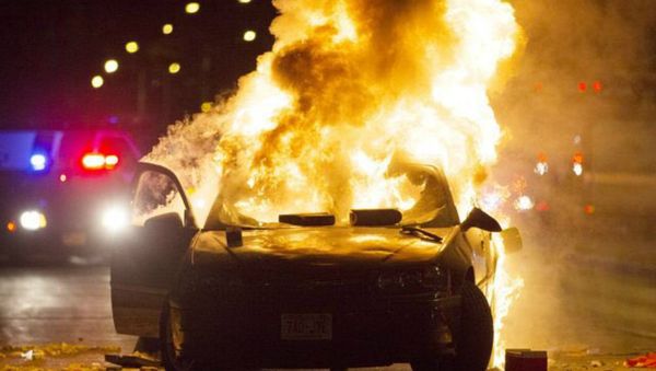 Riots Break Out in Milwaukee on Saturday August 13 Riots Break Out in Milwaukee on Saturday August 13 - Sputnik International