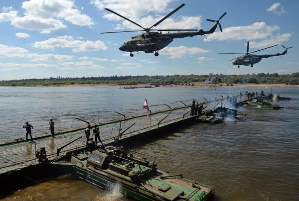 Playing With Big Guns: Highlights of the International Army Games 2016 - Sputnik International