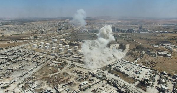 Air strike on terrorists' facilities in the Rasmus quarter in southwest Aleppo Air strike on terrorists' facilities in the Rasmus quarter in southwest Aleppo - Sputnik International