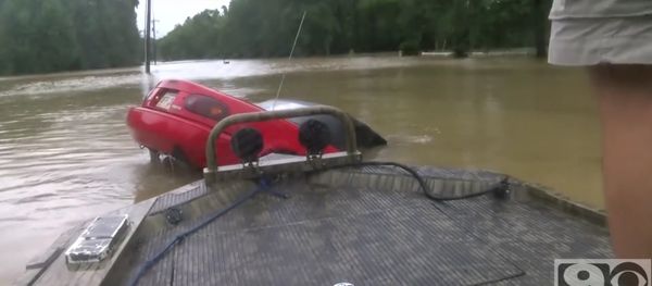 Unreal Rescue In Baton Rouge Floodwater Unreal Rescue In Baton Rouge Floodwater - Sputnik International