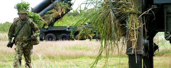 A soldier from Japan's Ground Self-Defense Force helps to prepare surface-to-ship missile launchers at Camp Naha in Naha, Okinawa Prefecture (File) - Sputnik International