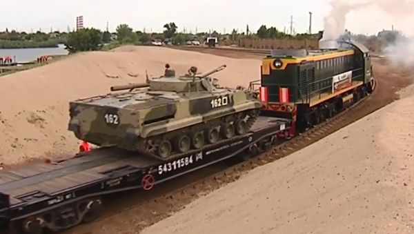 Armored Train Drills Resume in Russia For First Time in 15 Years - Sputnik International