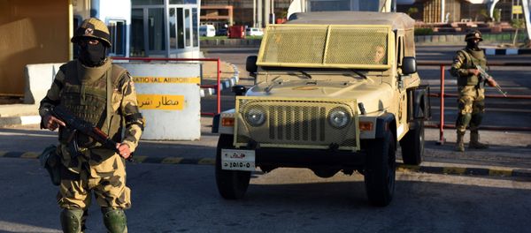 Egyptian army special forces man a temporary checkpoint (File) - Sputnik International