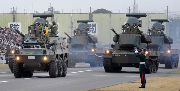 Air defence artillery units are displayed during an inspection parade of the Ground Self-Defense Force (GSDF) at the Asaka base in suburban Tokyo (File) - Sputnik International