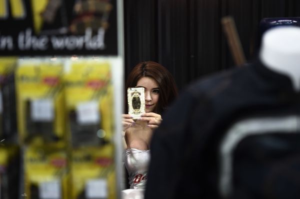 Beautiful Girls Among Fast Cars: The 'Pretties' of BIG Motor Sale in Bangkok Beautiful Girls Among Fast Cars: The 'Pretties' of BIG Motor Sale in Bangkok - Sputnik International