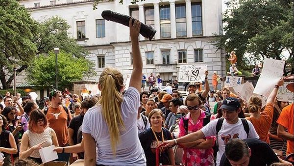 University of Texas School Year Begins with ‘Open Carry’ Dildos - Sputnik International