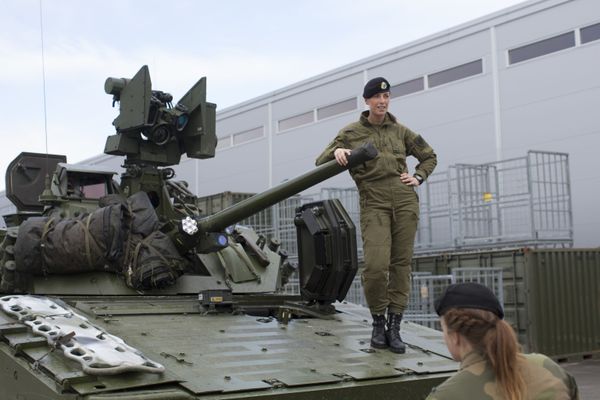 Scandinavian Power: First Female Recruits of Norway's Army Scandinavian Power: First Female Recruits of Norway's Army - Sputnik International