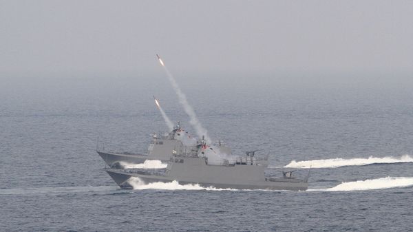 Taiwan's Kuang Hua VI-class missile boats launch HF-2 anti-ship missiles during Han Kuang military exercises in Penghu county, Taiwan, April. 17, 2013 Taiwan's Kuang Hua VI-class missile boats launch HF-2 anti-ship missiles during Han Kuang military exercises in Penghu county, Taiwan, April. 17, 2013 - Sputnik International