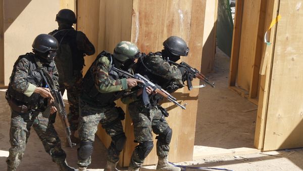 Soldiers from the anti-terrorism force of the Yemeni Defense Ministry take part in an exercise in a training camp (File) - Sputnik International