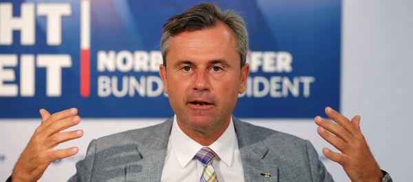 Austrian presidential candidate Norbert Hofer of the Freedom Party (FPOe) addresses a news conference ahead of a re-run of the run-off presidential election in Vienna, Austria August 29, 2016 Austrian presidential candidate Norbert Hofer of the Freedom Party (FPOe) addresses a news conference ahead of a re-run of the run-off presidential election in Vienna, Austria August 29, 2016 - Sputnik International
