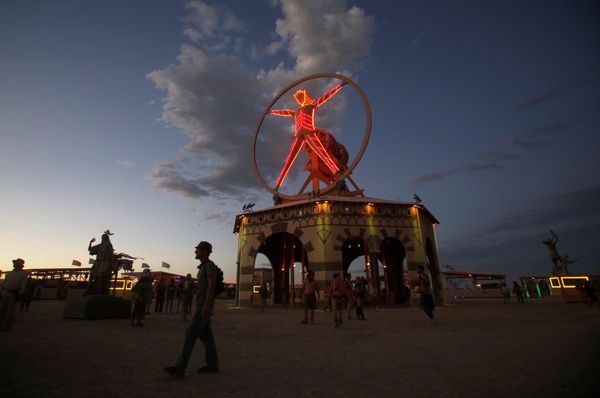 Dusty Nevada Desert Arouses Parallel Universe at Burning Man Festival - Sputnik International