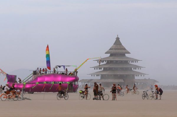 Dusty Nevada Desert Arouses Parallel Universe at Burning Man Festival - Sputnik International