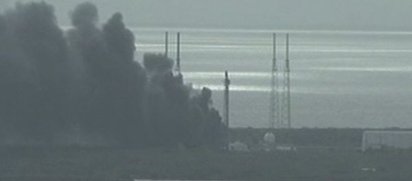 Smoke rising on the launch site of SpaceX Falcon 9 rocket in Cape Canaveral, Florida - Sputnik International
