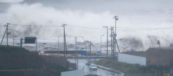 High waves triggered by Typhoon Lionrock crash on a coast of the city of Ishinomaki, Miyagi Prefecture, Japan, in this photo taken by Kyodo August 30, 2016 High waves triggered by Typhoon Lionrock crash on a coast of the city of Ishinomaki, Miyagi Prefecture, Japan, in this photo taken by Kyodo August 30, 2016 - Sputnik International