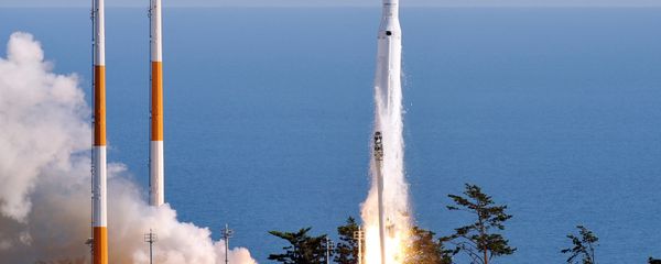 The Korea Space Launch Vehicle-1 (KSLV-1) launches off at the Naro Space Centre in Goheung, 485 km south of Seoul The Korea Space Launch Vehicle-1 (KSLV-1) launches off at the Naro Space Centre in Goheung, 485 km south of Seoul - Sputnik International