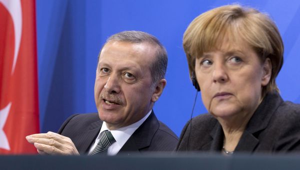 Recep Tayyip Erdogan and Angela Merkel - Sputnik International