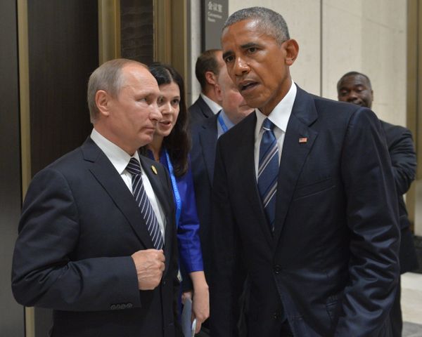 Russian President Vladimir Putin, left, and US President Barack Obama during a meeting in Hangzhou Russian President Vladimir Putin, left, and US President Barack Obama during a meeting in Hangzhou - Sputnik International