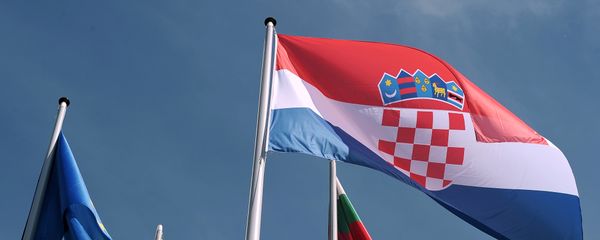 Croatian flag is raised during a ceremony for Croatia's accession to the European Union on July 01, 2013, in the European Parliament in Strasbourg, eastern France Croatian flag is raised during a ceremony for Croatia's accession to the European Union on July 01, 2013, in the European Parliament in Strasbourg, eastern France - Sputnik International