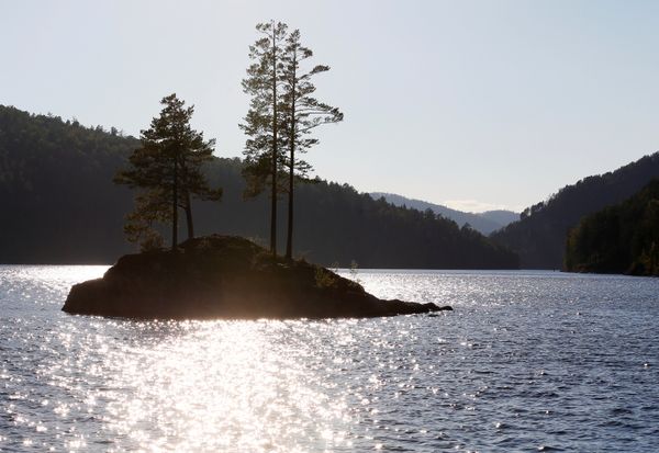 A view shows an island in the Biryusa Bay of the Yenisei River in Taiga district outside the Siberian city of Krasnoyarsk, Russia, September 5, 2016 A view shows an island in the Biryusa Bay of the Yenisei River in Taiga district outside the Siberian city of Krasnoyarsk, Russia, September 5, 2016 - Sputnik International