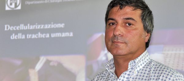 In this file photo dated Friday, July 30, 2010, Dr. Paolo Macchiarini during a press conference announcing what he called the successful transplant of windpipes using innovative stem cell tissue regeneration, in Florence, Italy, Friday, July 30, 2010 - Sputnik International