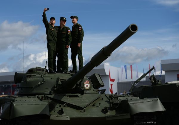 Russian Army Military Might on Show at 'Army 2016' Forum - Sputnik International