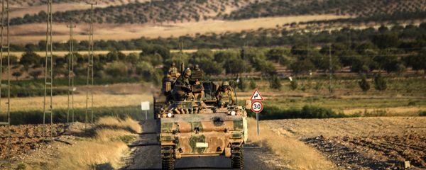 Turkish soldiers stand in a Turkish army tank driving back to Turkey from the Syrian-Turkish border town of Jarabulus on September in the Turkish-Syrian border town of Karkamis. (File) Turkish soldiers stand in a Turkish army tank driving back to Turkey from the Syrian-Turkish border town of Jarabulus on September in the Turkish-Syrian border town of Karkamis. (File) - Sputnik International