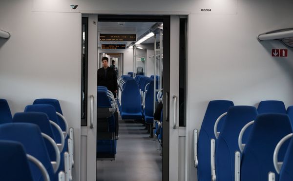Electric train of the Moscow Central Ring Electric train of the Moscow Central Ring - Sputnik International