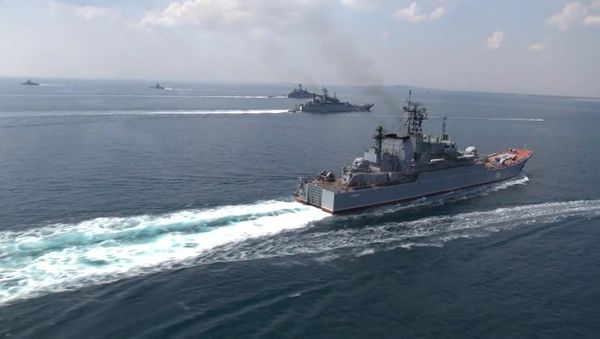 Black Sea Navy Fleet and the Caspian Flotilla took part in Kavkaz-2016' strategic troops exercise - Sputnik International