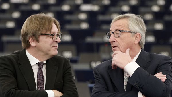 EU Commission chief Jean-Claude Juncker (R) speaks with Alliance of liberals and Democrats for Europe (ALDE) group leader and Belgian member of the European Parliament Guy Verhofstadt prior to a debate on the outgoing Italian Presidency of the Council of the European Union, at the European Parliament on January 13, 2015 in Strasbourg, eastern France. - Sputnik International
