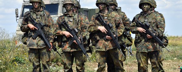 German soldiers (Bundeswehr) are pictured at a training area on August 9, 2016 in Ohrdruf - Sputnik International