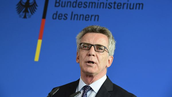 German Interior Minister Thomas de Maiziere gives a press conference on September 13, 2016 in Berlin German Interior Minister Thomas de Maiziere gives a press conference on September 13, 2016 in Berlin - Sputnik International