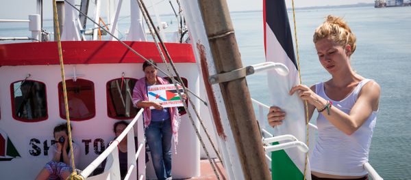 Female flotilla sails to Gaza Female flotilla sails to Gaza - Sputnik International