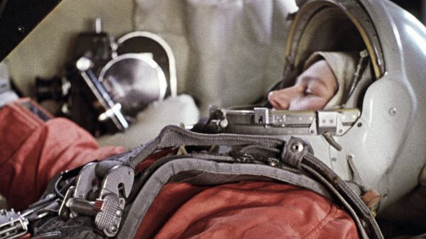 Cosmonaut Valentina Tereshkova inside Vostok spacecraft simulator. - Sputnik International