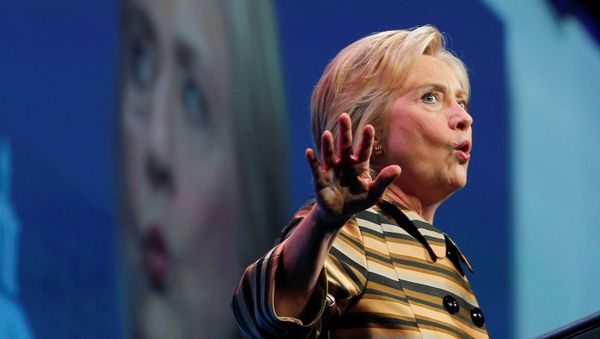 U.S. Democratic presidential candidate Hillary Clinton speaks at the Congressional Hispanic Caucus Institute's 39th Annual Gala Dinner in Washington, DC, U.S. September 15, 2016 U.S. Democratic presidential candidate Hillary Clinton speaks at the Congressional Hispanic Caucus Institute's 39th Annual Gala Dinner in Washington, DC, U.S. September 15, 2016 - Sputnik International