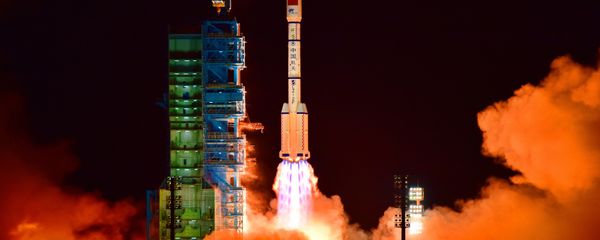 China's Tiangong 2 space lab is launched on a Long March-2F rocket from the Jiuquan Satellite Launch Center in the Gobi Desert, in China's Gansu province China's Tiangong 2 space lab is launched on a Long March-2F rocket from the Jiuquan Satellite Launch Center in the Gobi Desert, in China's Gansu province - Sputnik International