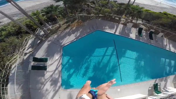 Laguna Pool Drop 2 - Sputnik International