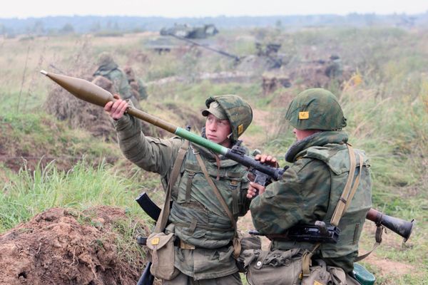 Sneak Peek at Russia’s Top-12 Mighty Weapons Sneak Peek at Russia’s Top-12 Mighty Weapons - Sputnik International