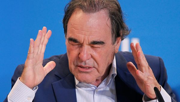 Director Oliver Stone attends a press conference to promote the film Snowden at TIFF, the Toronto International Film Festival, in Toronto. Director Oliver Stone attends a press conference to promote the film Snowden at TIFF, the Toronto International Film Festival, in Toronto. - Sputnik International