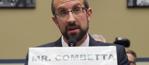 Paul Combetta Paul Combetta - Sputnik International
