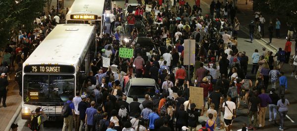 Protestors Flood The Streets Of Charlotte During Keith Lamont Scott Protests Protestors Flood The Streets Of Charlotte During Keith Lamont Scott Protests - Sputnik International