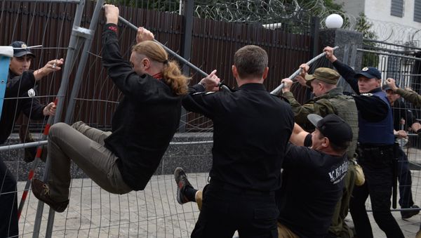 Nationalist rally outside Russian diplomatic missions in Ukraine - Sputnik International