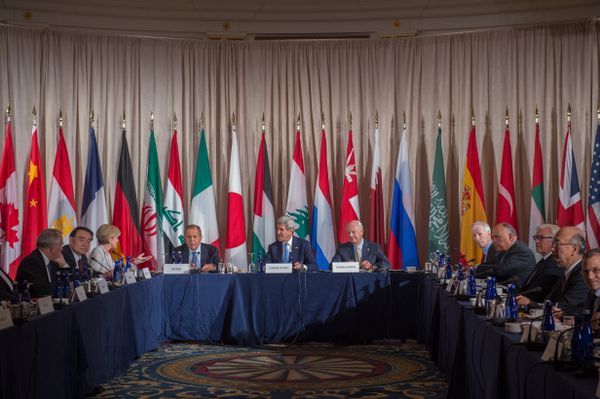 Russian Foreign Minister Sergei Lavrov (L) US Secretary of State John Kerry (C) and United Nations Special Envoy for Syria Staffan Mistura attend the International Syria Support Group meeting, September 22, 2016 in New York Russian Foreign Minister Sergei Lavrov (L) US Secretary of State John Kerry (C) and United Nations Special Envoy for Syria Staffan Mistura attend the International Syria Support Group meeting, September 22, 2016 in New York - Sputnik International